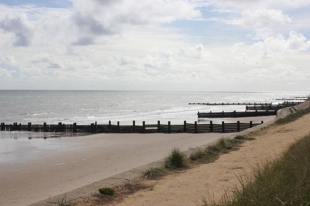 Seaview Cottage Bacton  ภายนอก รูปภาพ